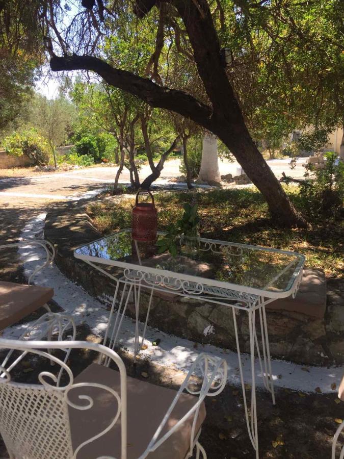 Хостел Αγρόκτημα Χελωναριά - Agroktima Chelonaria Храні Екстер'єр фото
